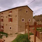 B&B Al Merlo Olivo, Rural Istrian House 부제