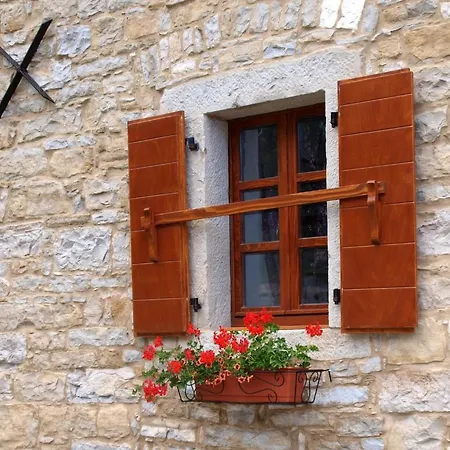 ベッド・アンド・ブレックファスト Al Merlo Olivo, Rural Istrian House