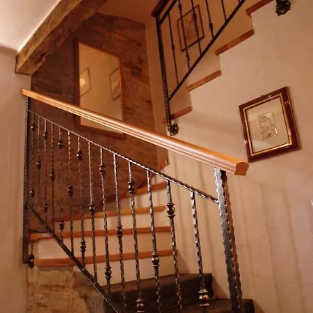 Al Merlo Olivo, Rural Istrian House ベッド・アンド・ブレックファスト 3*