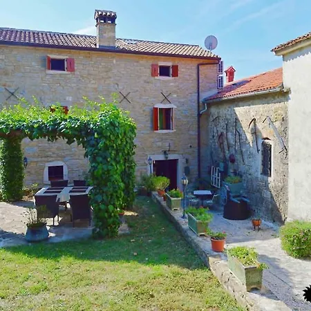 Al Merlo Olivo, Rural Istrian House Buje