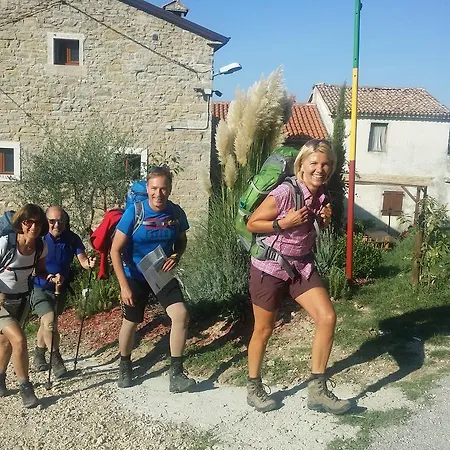 Al Merlo Olivo, Rural Istrian House Bed & Breakfast
