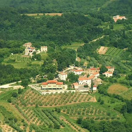 Bed & Breakfast Al Merlo Olivo, Rural Istrian House 3*