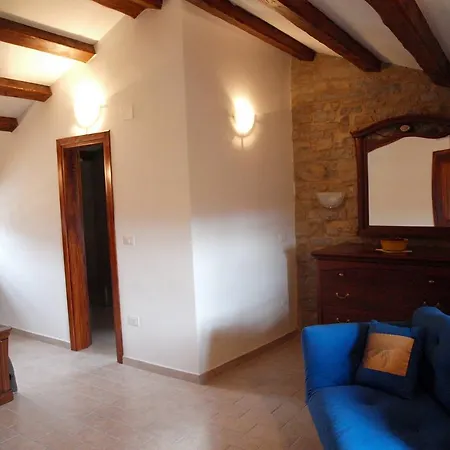 Al Merlo Olivo, Rural Istrian House 3* Buje