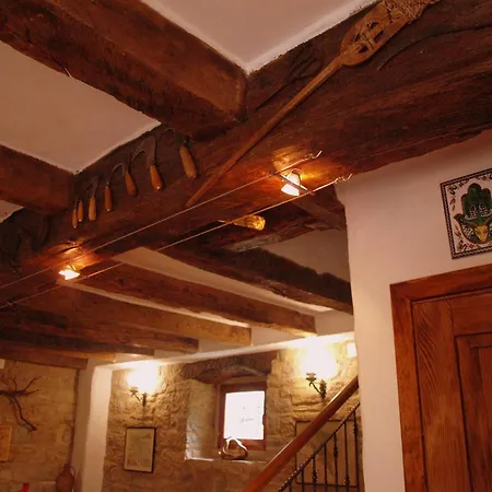 Al Merlo Olivo, Rural Istrian House Bed & Breakfast Buje